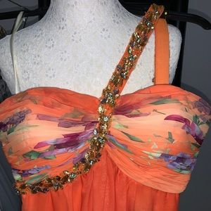 Size 2 orange one shoulder flowy dress like new
